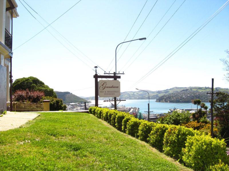 Grandview Bed & Breakfast Дьюндин Экстерьер фото